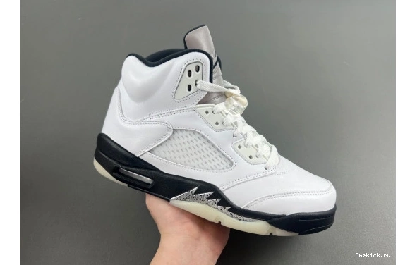 5 499 Retro and "White Jordan Black" DD0587-110 BestValue   DD0587-110 0611